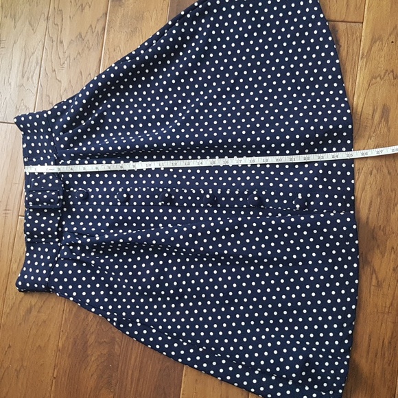 ModCloth Navy White Polka Dot Skirt With Faux Buttons/Belt and Pockets Size M - Picture 9 of 16